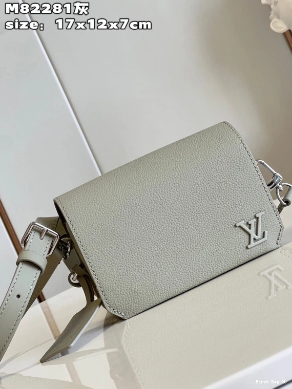 First bag VUITTON Wearable Wallet Fastline LOUIS 0815